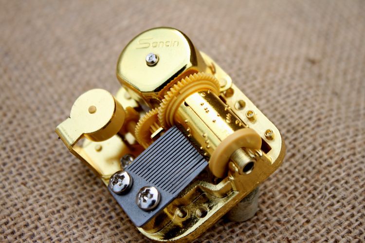 pop up music box