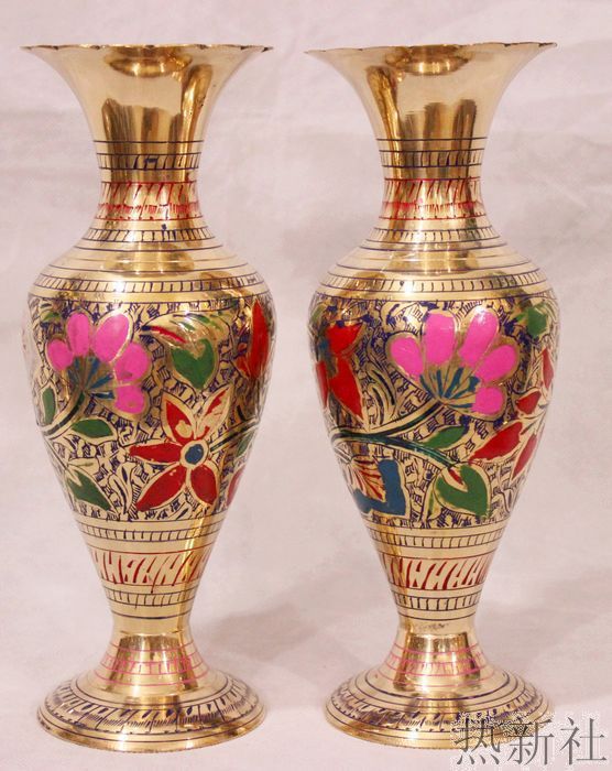 India imported bronze vase Pakistani Kashmir handicrafts vase painted