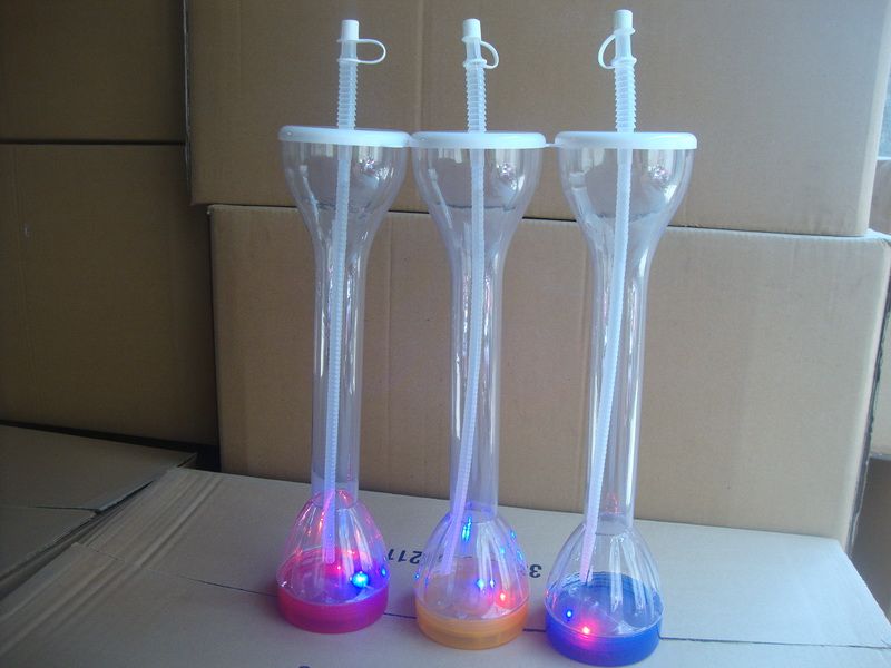 2018 Factory Direct Sale 2015 Creative Yard Glass Yard Cup Plastic Cup