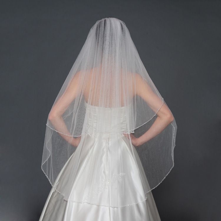 2016 Bride Married Two White Gauze Veil Handmade Beaded Veil Wholesale