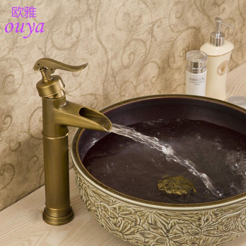 2017 Brass Single Hole Antique Faucet Bronze Brushed Sink Bathroom Taps Roma # Pia Banheiro Vintage 2017 Brass Single Hole Antique Faucet Bronze Brushed Sink Bathroom Taps Roma # Pia Banheiro Vintage