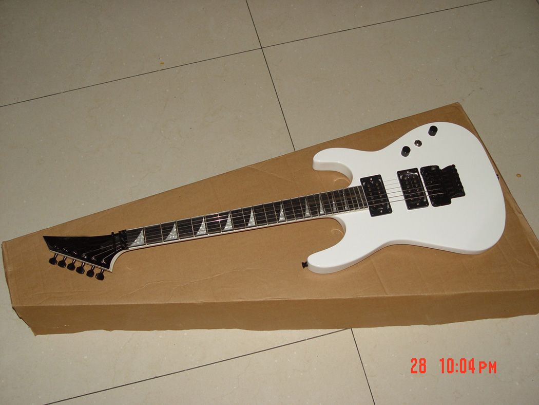 Custom Shop Jackson Flying V White Electric Guitar Best Musical