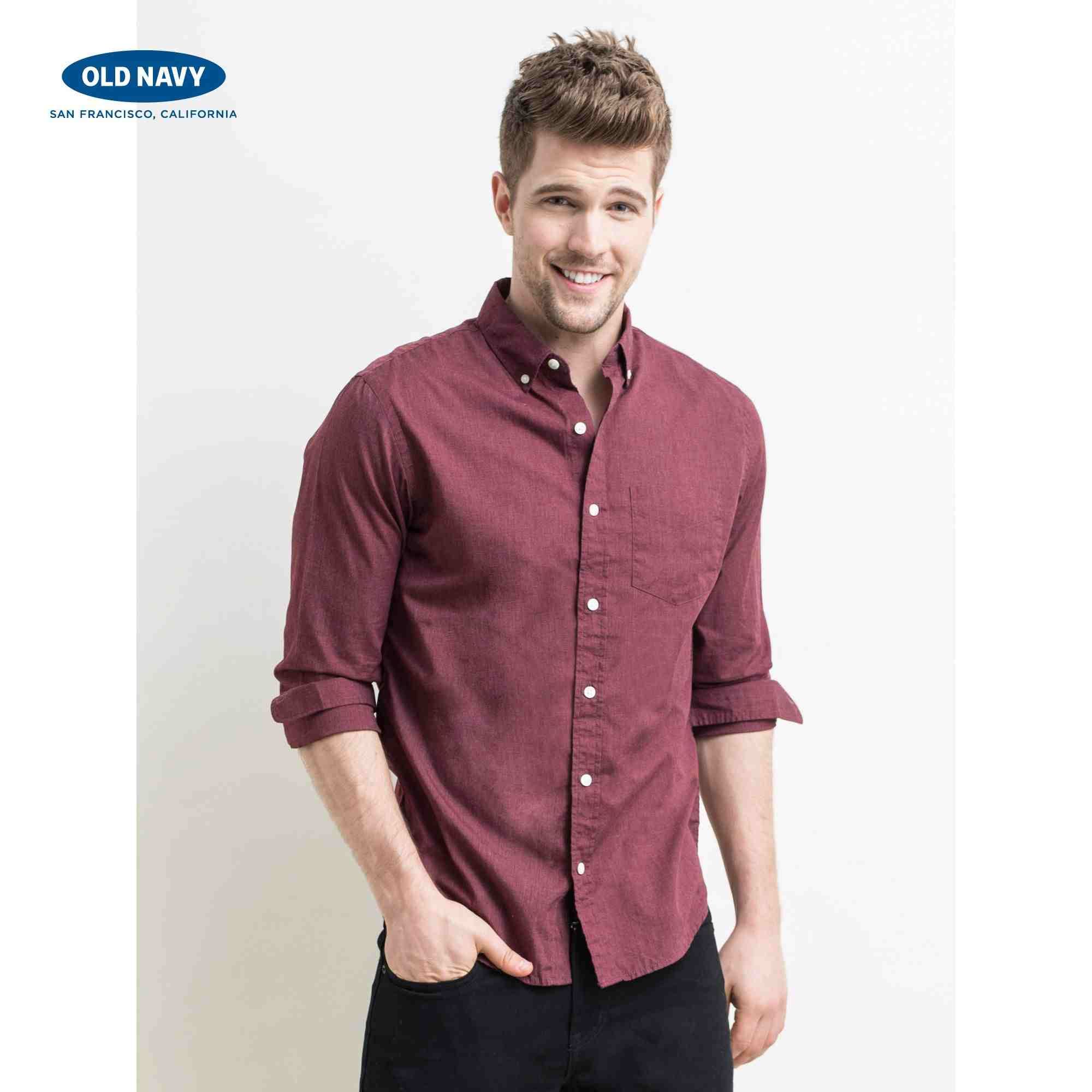 Old navy order by phone Contacting Old Navy Headquarters. Old Navy is a clothing and accessories company owned and operated by Gap, Inc. The contact information for the corporate office directs all communication through Gap, Inc. rather than Old Navy.