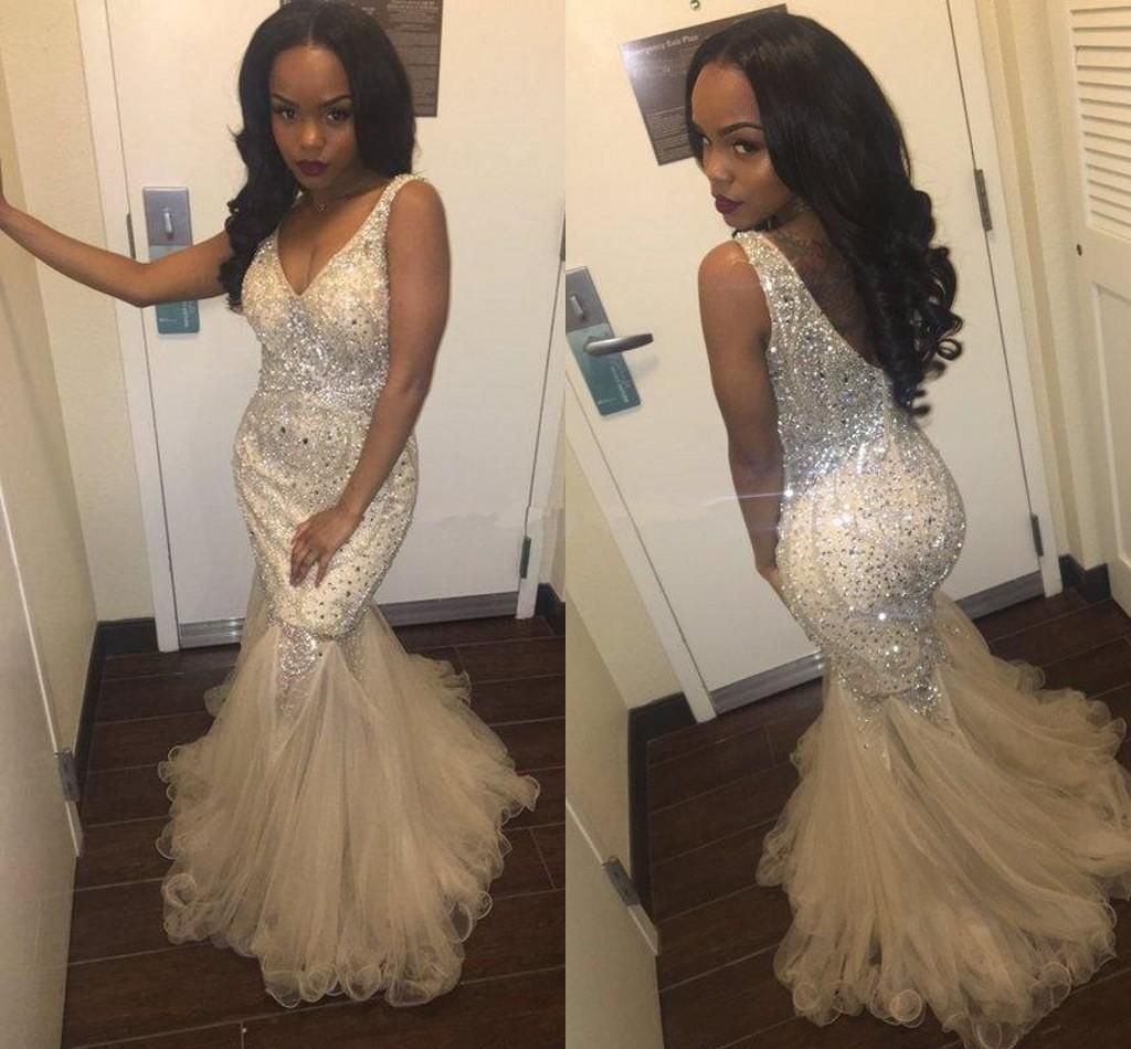 2016 Champagne Black Girls Prom Dresses Sexy V Neck Backless Hand