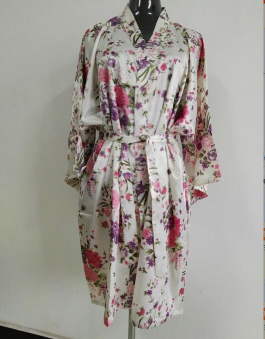 2017 Silk Satin Wedding Bride Bridesmaid Robe Floral Bathrobe Short