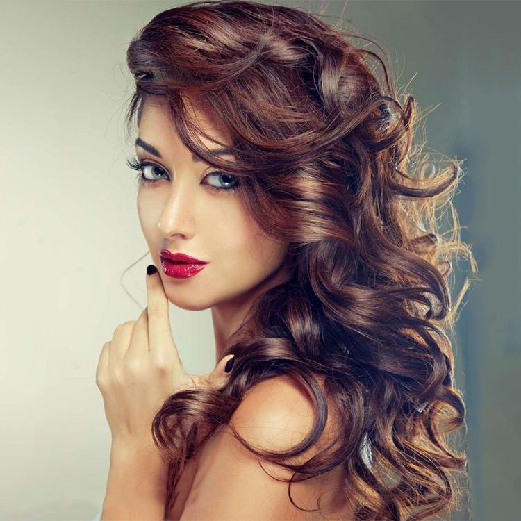 curly-hair-process-curl-girl-method-concept-beautiful-women-with-wash