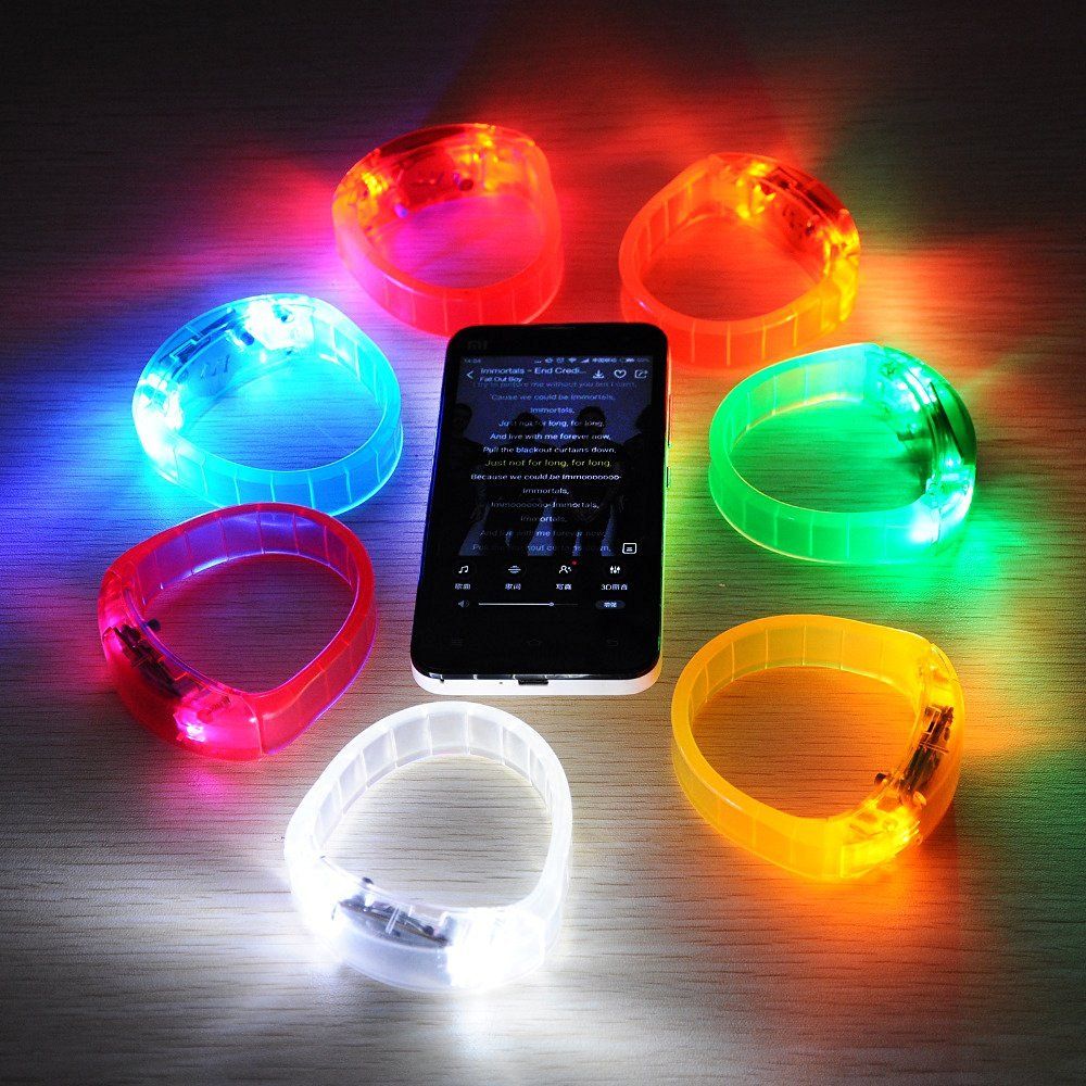 2017 Novelty Led Glow Wristband Voice Control Wrist Band Flashing Arm