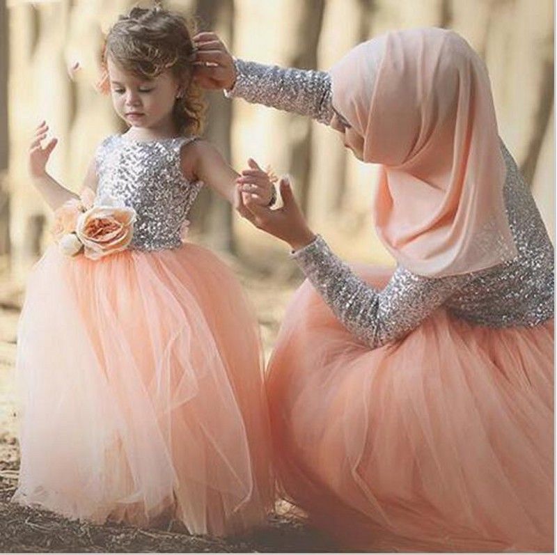 25 Beautiful Prom Dresses for 2019 photo photo 25 Beautiful Prom Dresses for 2019