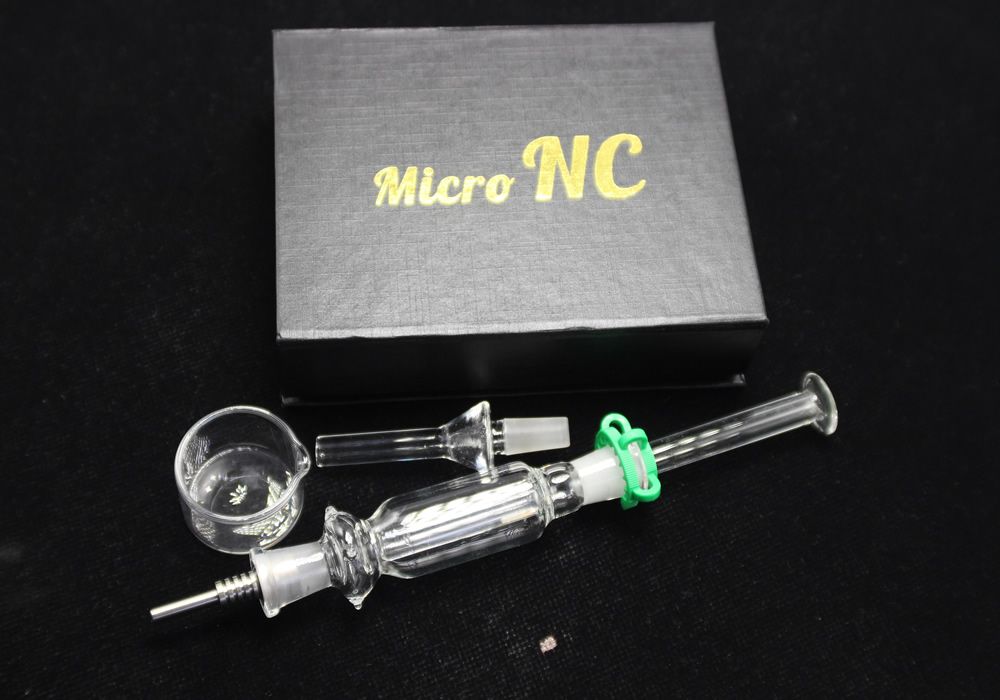 2017 2016 Newest Micro Nc Glass Pipe 10mm Smoking Pipe With Titanium