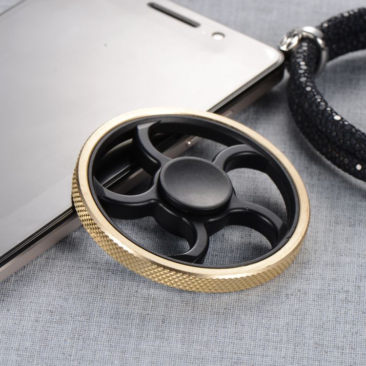 round fidget