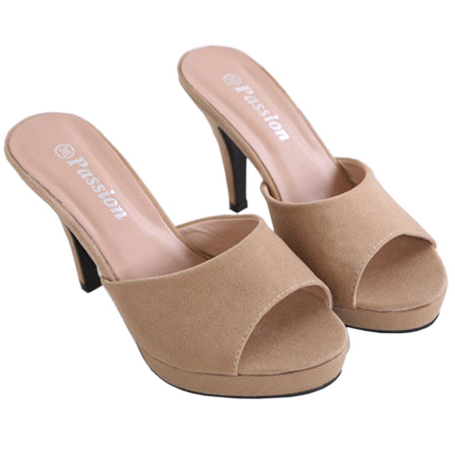 stores with cheap heels