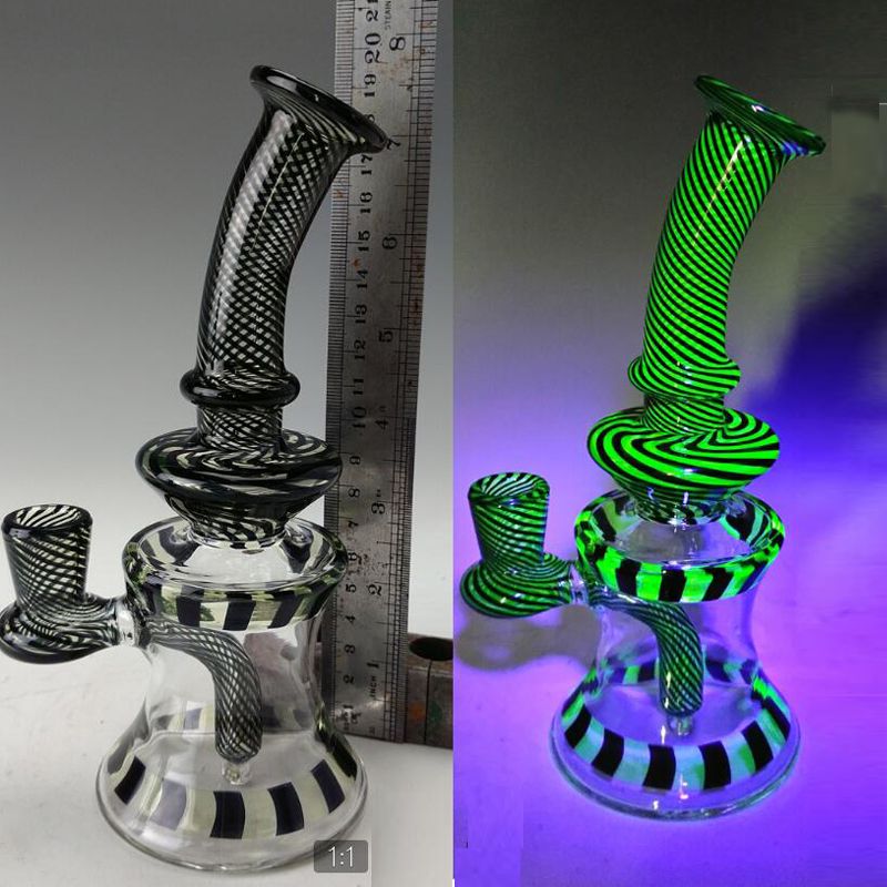 2018 Uv Glass Material Mini Glass Bong Cool Spiral Luminous In Night