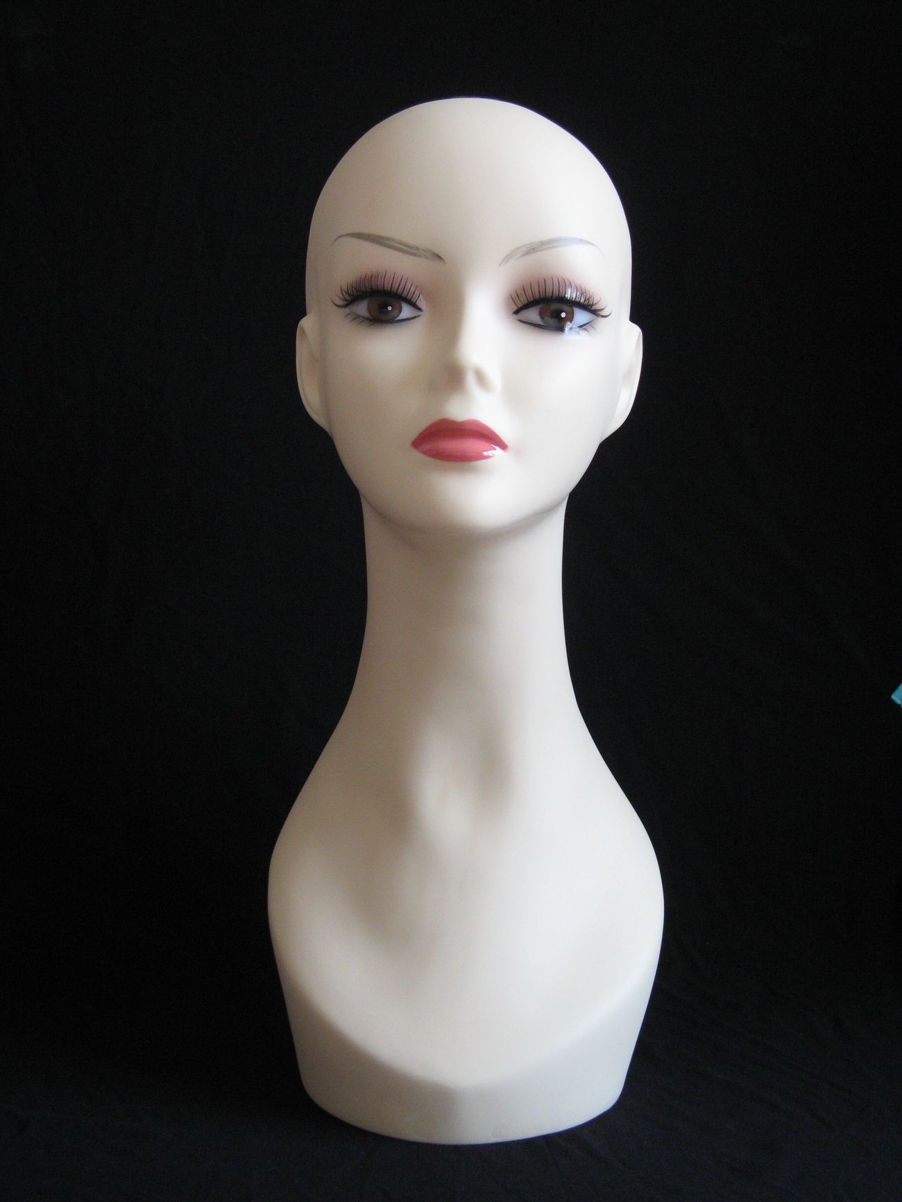 Cheap Realistic Plastic Female Mannequin Head With Ear Mannequin Head