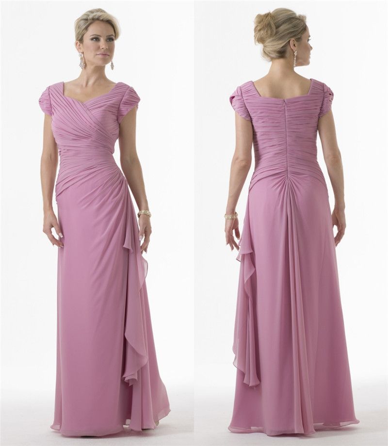 Blushig Pink Long Modest Bridesmaid Dresses 2017 With Short Sleeves