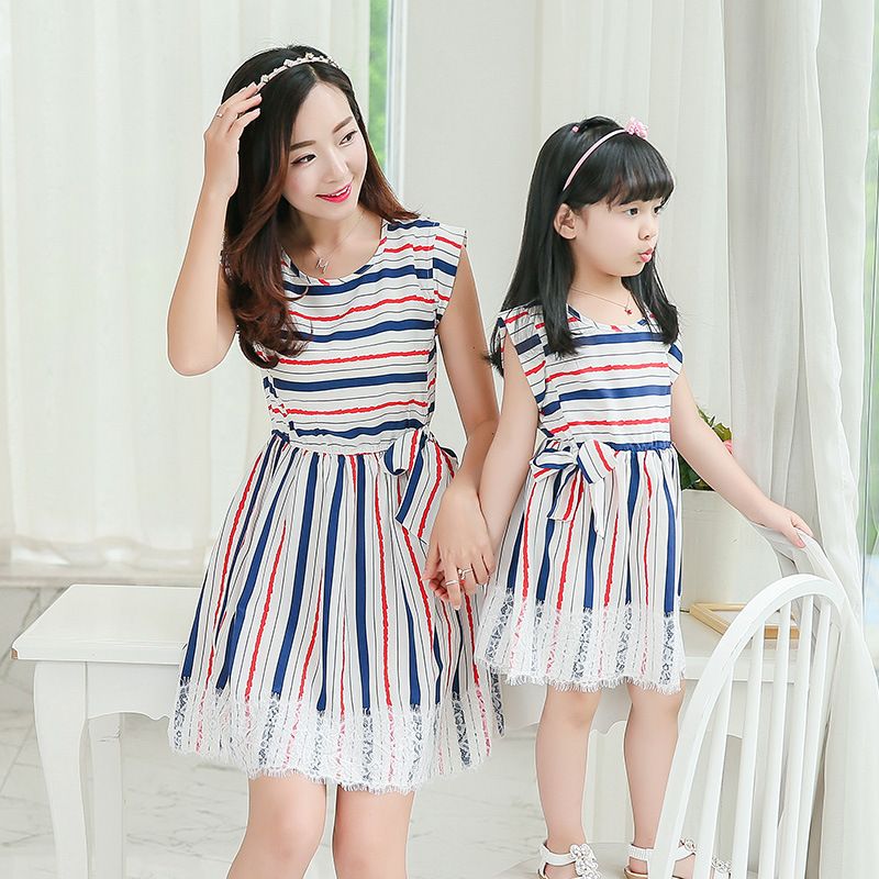 mother and daughter matching asian outfits
