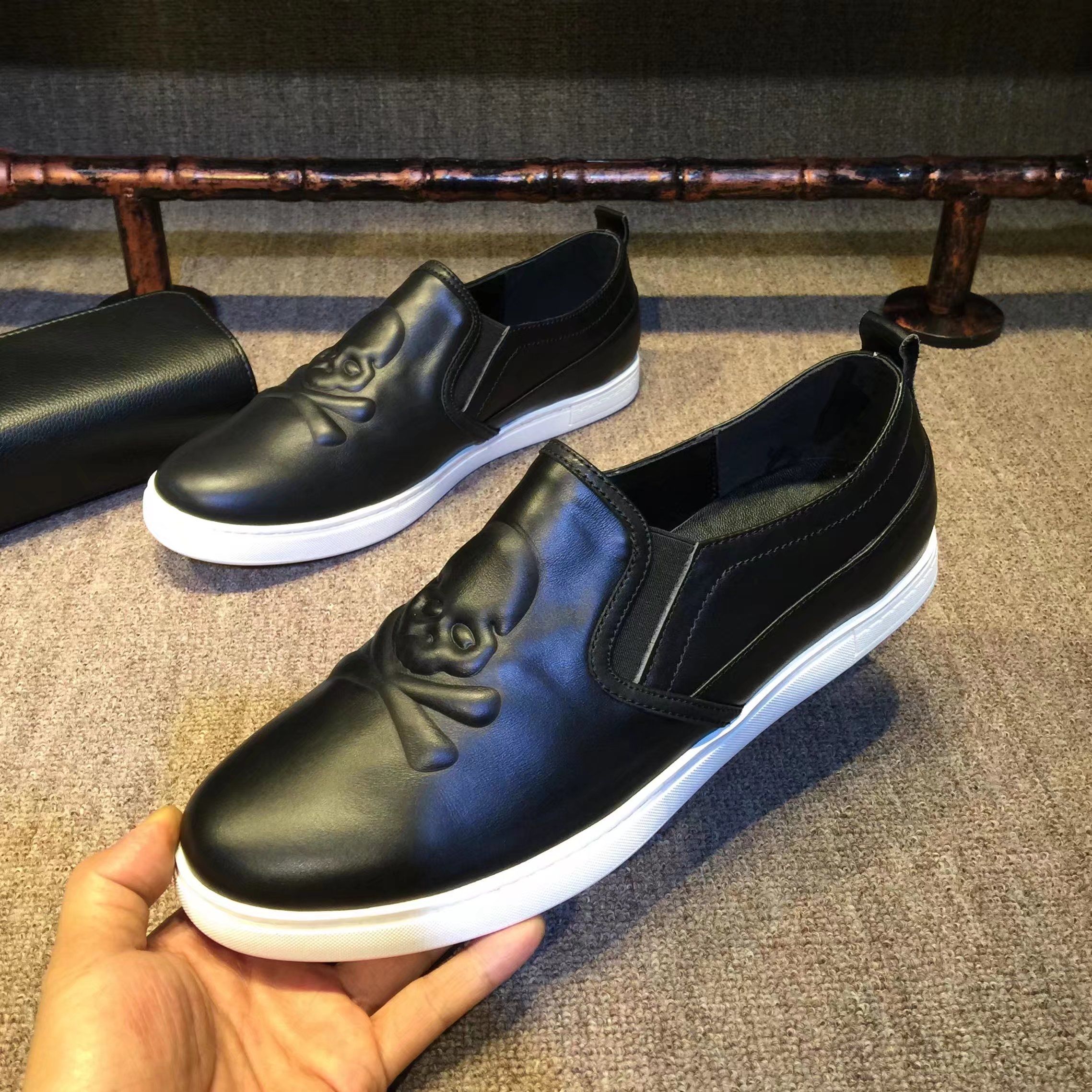 Easy Wear Embossing Shoes Slip On Flats Summer New Designer Skull