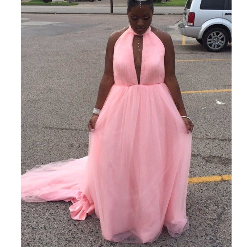 2017 Sexy Halter Neck African Prom Dresses with Puffy Tulle South