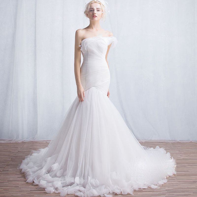 2017 One Shoulder Mermaid Wedding Dresses Lace Up Court Train Pleats 2017 One Shoulder Mermaid Wedding Dresses Lace Up Court Train Pleats