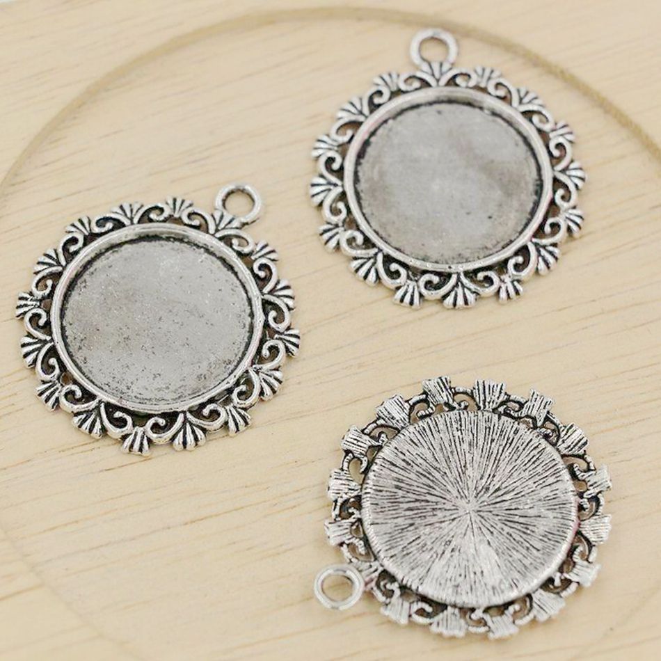 2017 Hot ! Antique Silver Zinc Alloy Round Photo Frame Charm Charms Diy