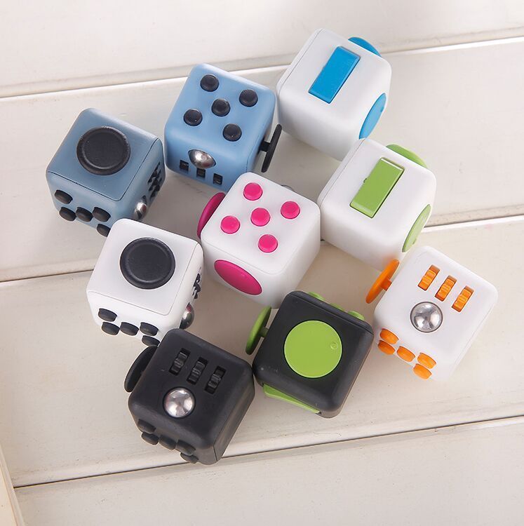 New Squeeze Stress Reliever Fidget Cube Pc Vinyl Fidgetcube Game Toy