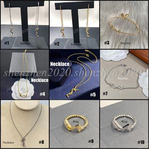 Avec boîte-cadeau, pendentif classique pour femmes, collier, Bracelet, boucles d'oreilles, bague