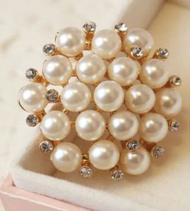 Broche de ramo de cristal con diamantes de imitación de perlas de imitación de marfil chapado en oro de 1,2 pulgadas, regalos de fiesta de boda