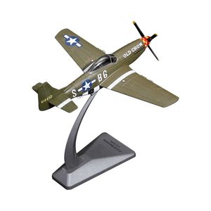 Modèle de chasseur Mustang Oldcrow P-51 USA 1/72 : un modèle d'avion moulé sous pression authentique de la Seconde Guerre mondiale pour l'affichage et la collection