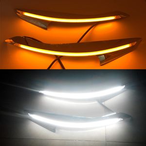 1 paire Headlight Headlight Decoration Turn Signal Signal DRL LED Day Light Lumière pour Ford Focus 3 MK3 2012 2013 2014 2015