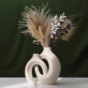 1 paire de vases en céramique moderne pour fleurs de la maison de maison de maison décorwedding fête décoration décoration ornements 240329