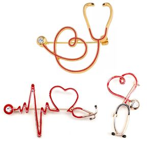 10 pcs / lots styles personnalisés cadeaux médicaux broche broche stéthoscope eCG coeur en forme d'émail épingle médecin accessoires infirmières