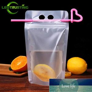 100pcs sacs + pailles 250 ml-500 ml en plastique givré sac de boisson potable fête de mariage jus de fruits lait pochettes portables prix d'usine conception experte qualité dernière