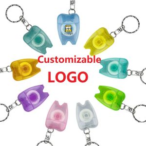 100pcs Keychain dentaire dentaire chaîne de clés portable pour les gênes Nettoyage des dents Oral Hygiène Tool personnalisable Logo