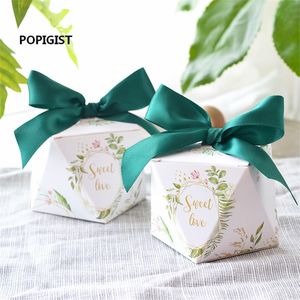 100pcs forme de diamant européen vert forêt style bonbons boîtes faveurs de mariage Bomboniere papier merci boîte-cadeau fête boîte de chocolat 220429