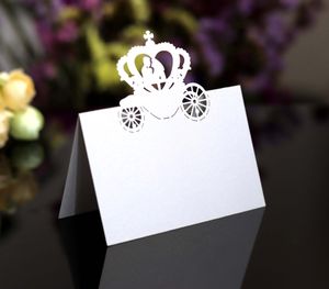 100pcs láser cortada hollow corona corona mesa de la mesa del número de la tarjeta del nombre de la tarjeta para la boda de fiesta decorar