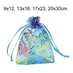 100 unids/lote 9x12 13x18 17x23 20x30 cm hilo de gasa Coral patrón Organza bolsas con cordón bolsas de embalaje de regalo de Navidad