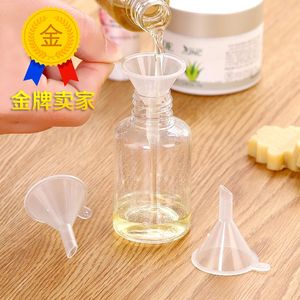 100 pièces en plastique Mini petits entonnoirs pour parfum liquide huile essentielle remplissage bouteille vide outil d'emballage livraison gratuite