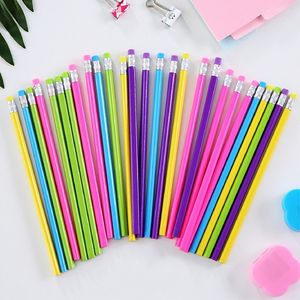 100 unids lápiz de madera color caramelo triángulo lápices con borrador lindo niños escuela oficina suministros de escritura dibujo lápiz grafito Y200709