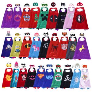 102 designs super-héros capes costumes avec masque pour les fêtes d'anniversaire d'enfants en gros Satin mignon dessin animé cosplay déguisement Halloween Noël