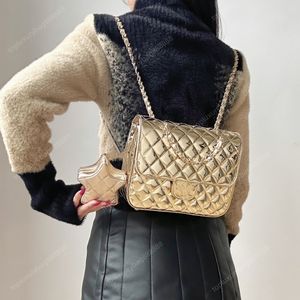 Bolsa de diseñador 10A mochila mochila mochila bolso de lujo de 24 cm bolso de oro diamantes bolsas de mochila de cuero de cuero genuino bolsas de cuero para cadenas de mujeres bolsita blanca
