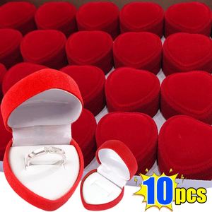 10PC Boîtes à bijoux Bague de mariage en forme de coeur en velours rouge boîte de rangement en velours bijoux boucles d'oreilles boîte d'affichage boîte-cadeau comptoir emballage 231118