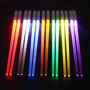 10PC of LED lightsabers Chopstick luminous Chopstick detachable food safety kitchen tablet party disco props 240105