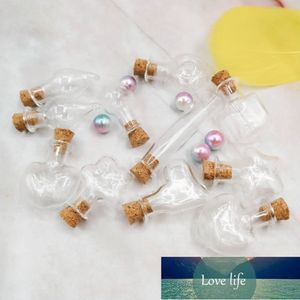 Mini bouteilles en verre en forme de mélange de cœur, Tube, carré, goutte d'eau, XO, plat, fleur, étoile, avec bouchon en liège transparent, petits bocaux, 10 pièces/lot