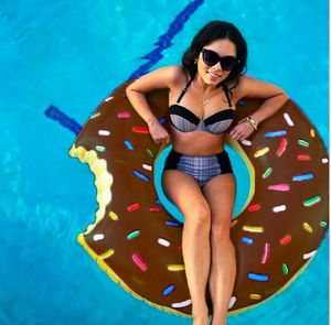 Anillo de natación de donut flotante de 120 cm Flotador de natación de donut gigante de 48 pulgadas Anillo de natación inflable Flotadores de piscina para adultos