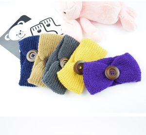 13 couleurs bébé mode laine Crochet bandeaux avec bouton Doux confortable tricot Bandeaux pour nouveau-né hiver plus chaud tête