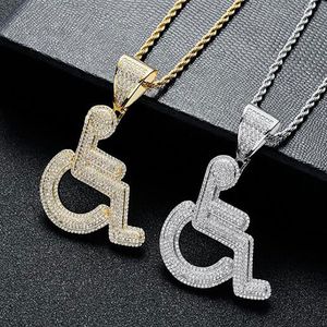 Pendentif avec Logo de fauteuil roulant glacé en or 14 carats, signe de handicap, collier en cuivre et Zircon cubique, bijoux pour hommes et femmes, cadeaux 205k