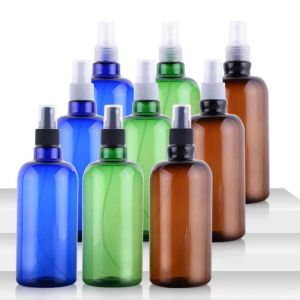Botellas de plástico PET de 16 oz/500 ml, color azul, ámbar y verde (sin BPA) con pulverizador transparente blanco negro, limpieza de aceites esenciales de aromaterapia