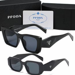 Designer de mode lunettes de soleil classique ppdda lunettes lunettes lunettes de soleil de plage en plein air pour homme femme signature triangulaire en option 1024-386
