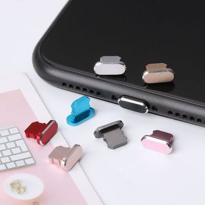 1pc coloré en métal coloré anti-poussière charge de couverture de capuche de bouchée de quai de docker pour iPhone X x max 8 7 6s plus accessoires de téléphone mobile
