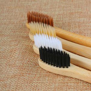 1 UNID Cepillo de dientes de carbón de bambú ambiental personal para la salud bucal Cepillo de dientes con mango de madera de cerdas suaves de bajo carbono C18112601