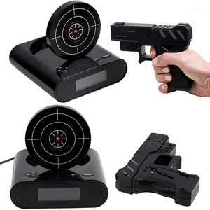 Otros accesorios de relojes 1 Juego de reloj despertador con pistola/disparar en punto Lock N Load Target Office Gadgets1